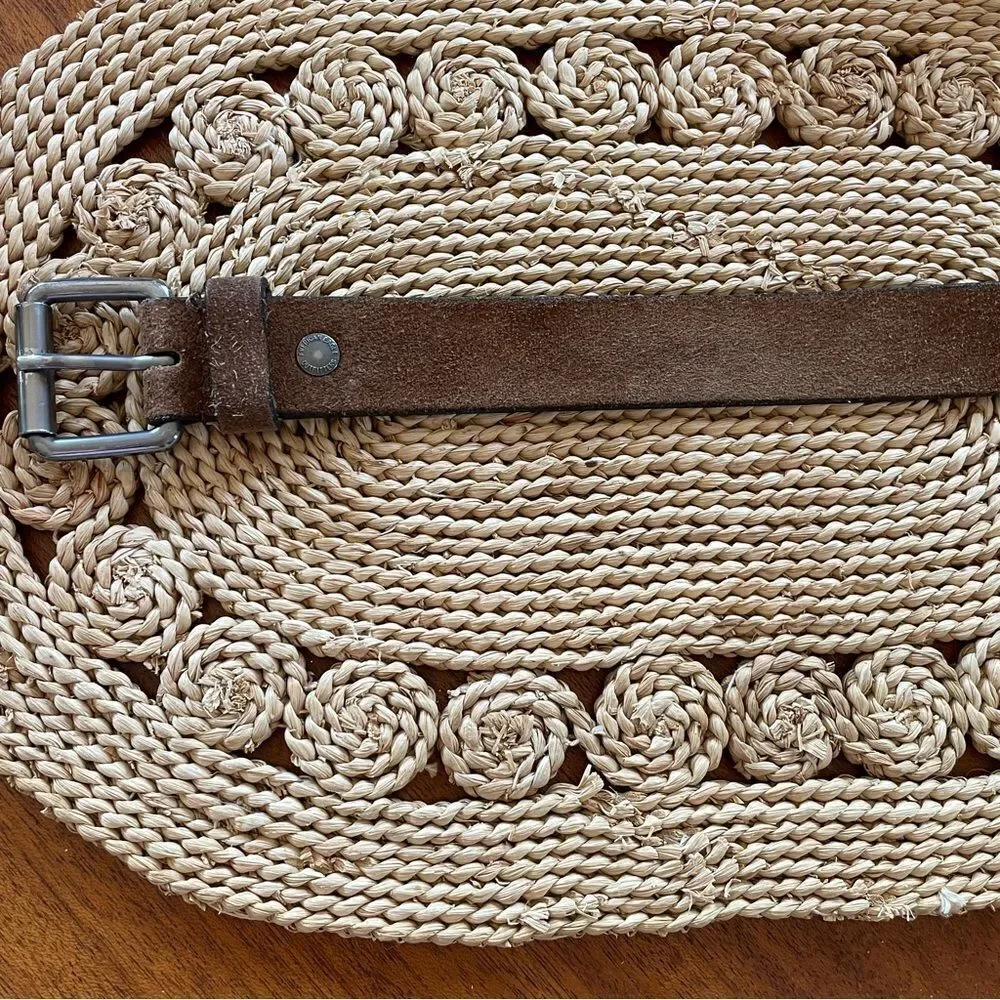 American Eagle Outfitters Men's Brown Leather Belt Size 39”